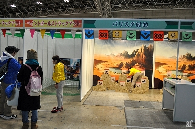 　「モンハン屋台」というコーナーでは、モンハンにちなんだミニゲームが遊べる。得点によって限定グッズがもらえる。