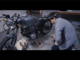 写真で見るMSのホログラフィックコンピュータ「HoloLens」