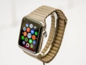 「Apple Watch」、出荷は4月--アップルCEOが発言