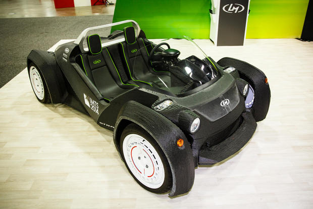 3Dプリンタで作られたLocal Motorsの電気自動車「Strati」

　Local Motorsは3Dプリンタで自動車を作る方法を紹介していた。