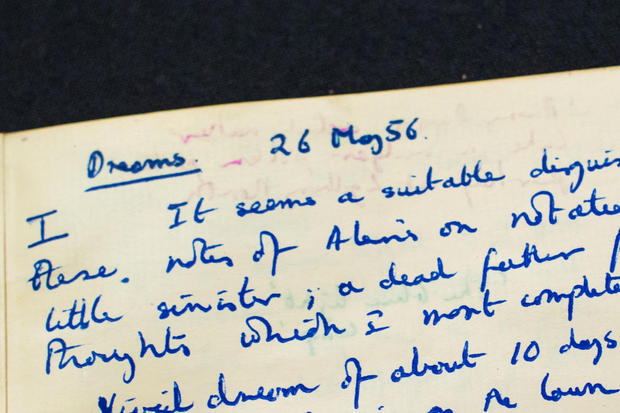 　Turing氏は1954年に自殺を図る前、自身の手による原稿を友人で同僚数学者のRobin Gandy氏に託した。Gandy氏は、ノートの空白ページに私的な夢日記を書いていた。