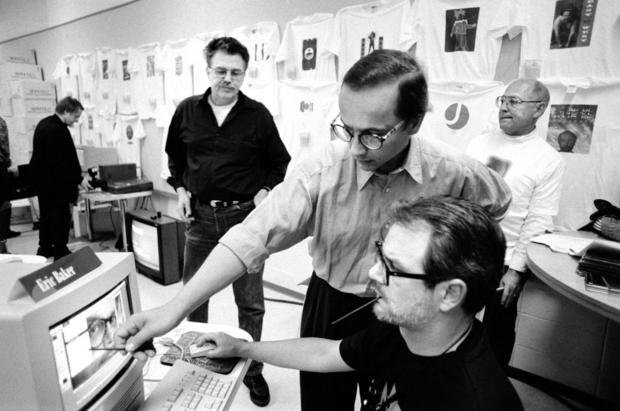 1991年、「Photoshop 2.0」（Mac向け）

　Mac向けだったPhotoshop 2.0は1991年6月にリリースされた。Appleはこのときまでに、「System 7」でMacintoshのインターフェースのカラー化を実現していた。
