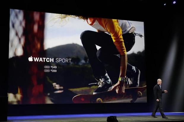 　「Apple Watch Sport」の38mmモデルは349ドルから。42mmモデルは399ドルから。