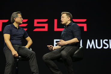 自動運転車の将来を17日に語るTeslaのElon Musk氏（右）とNVIDIAのCEOであるJen-Hsun Huang氏
