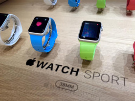 アップル、「Apple Watch」の購入はオンライン注文を推奨か