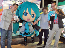 セガ、3DS「初音ミク Project mirai でらっくす」を発売--シリーズ集大成のタイトルに