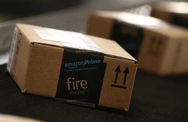Amazonは、小物を対象にメンバーシップ不要の無料配送を米国で開始する。