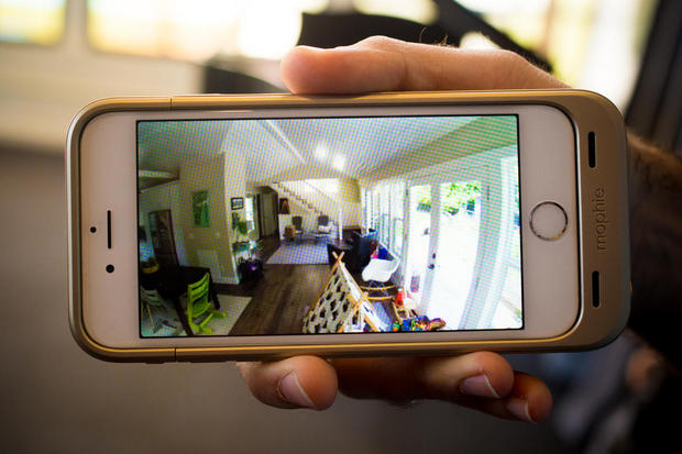 Nestアプリ

　このアプリを使えば、Nest Camからのライブ映像をスマートフォンで見られる。

