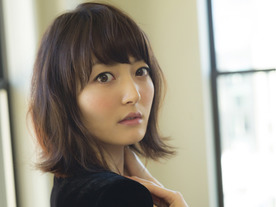ハイレゾプレイヤー「AK100II」と声優の花澤香菜さんとのコラボモデルが7月31日に発売