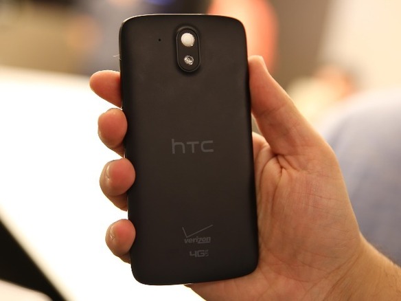 HTC、「Desire」スマートフォンの新モデル3機種を発表