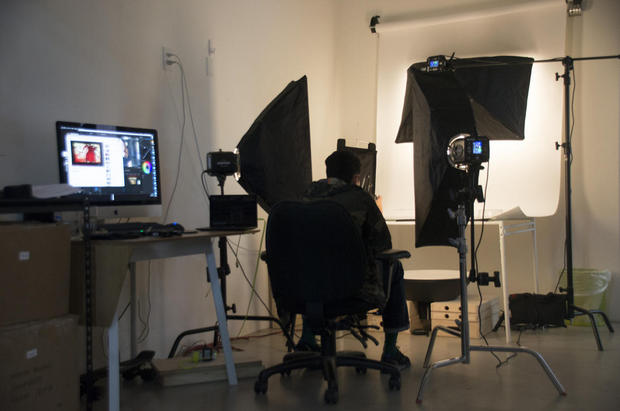 仕事場

　ipsyの社内スタイリストが、スタジオ内のこのスペースで自社用の独自コンテンツを撮影している。

