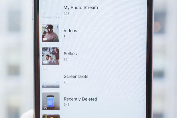 自撮り写真を自動分類

　顔認識はほとんどの場合、気味悪く感じるかもしれないが、iOS 9では、整理に絶大な効果を発揮する。

　自撮り写真は「Photos」アプリ内の単一の「Selfie」フォルダに自動的に分類される。
