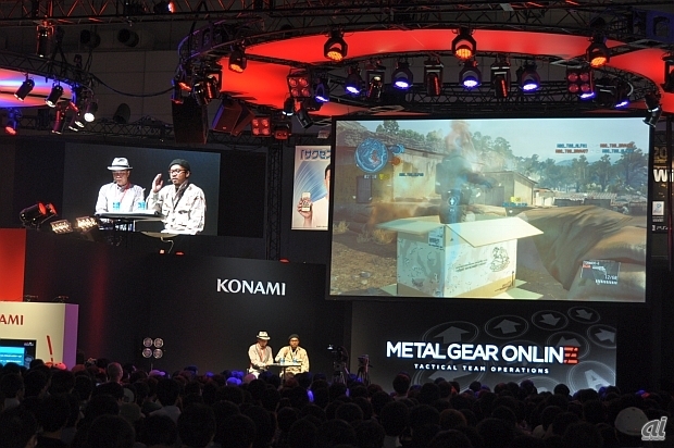 　KONAMIブースステージより、「METAL GEAR ONLINE」のエキシビションマッチに大きな注目が集まっていた。