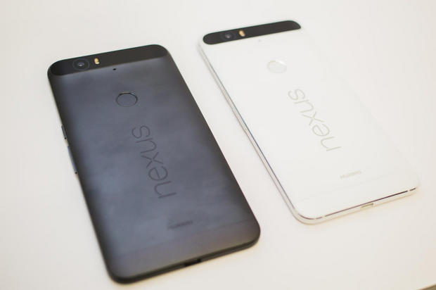 メタルデザイン

　Nexus 6Pは全面的に金属を採用しており、ブラック、ホワイト、シルバーで提供される。
