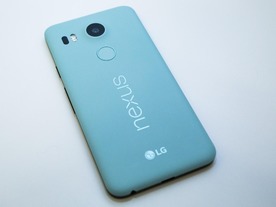 「Nexus 5X」に触れてみた--「Android 6.0」搭載グーグル端末の第一印象