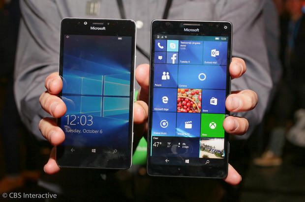 5.7インチファブレット

　Lumia 950 XL（写真右）は5.7インチ画面を搭載。