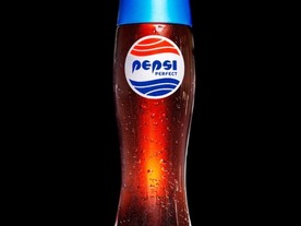 「バック・トゥ・ザ・フューチャー」に登場の未来の日、近づく--現実界の「Pepsi Perfect」や「JAWS 19」を見る