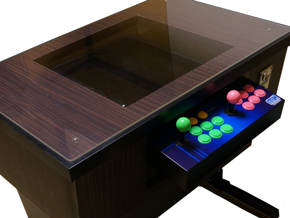 懐かしのテーブル型ゲーム筐体をダンボールで再現--「げーむぼっち」が発売へ