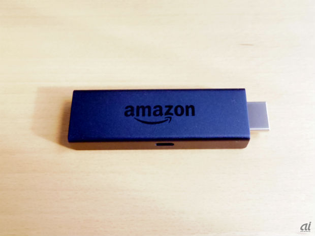 　こちらがFire TV Stick本体。USBメモリくらいの大きさ。