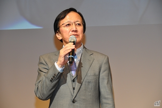 　会に先立ち、KADOKAWA代表取締役社長の松原眞樹氏が登壇。2016年2月18日に発売を予定しているPS Vita用ソフト「艦これ改」について、度重なる発売延期があったことに対しておわびの言葉を述べていた。