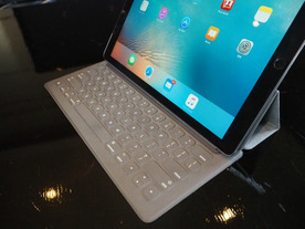 「iPad Pro」先行レビュー--自然に使えるApple Pencil、従来のiPadと異なる点とは？