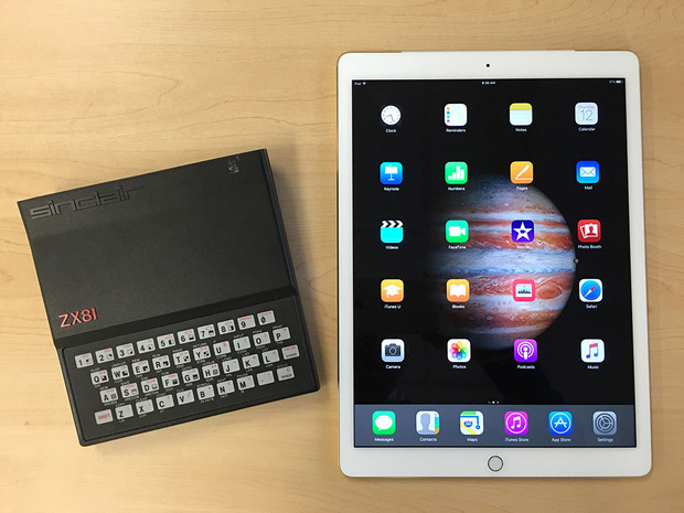 　iPad Proと「Sinclair ZX81」。