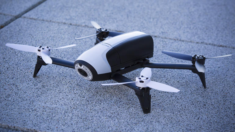 Parrot、カメラ付きドローン「Bebop Drone 2」発表--バッテリ持続時間 
