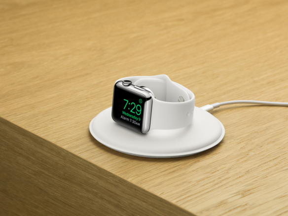 アップル、Apple Watch用充電ドックを発売--ウォッチを横向きに置くことも可能に