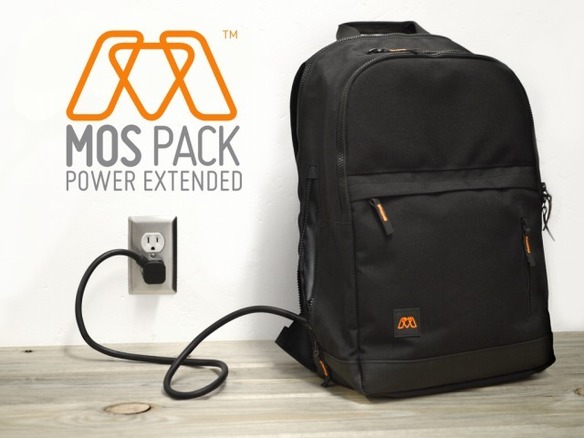 スマホやノートPCを入れたまま充電できるバックパック「MOS Pack」--忘れ物を撲滅
