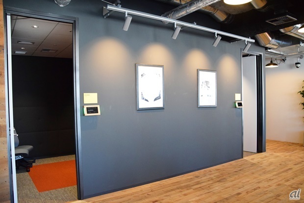 　Facebook Japanのオフィスには、Oculus Riftの開発チーム向けの専用ルームが2室ある。