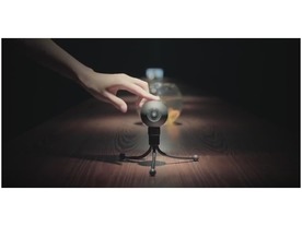 “目玉おやじ”型の高機能な全球カメラ「Luna」--防水でライブ配信可能