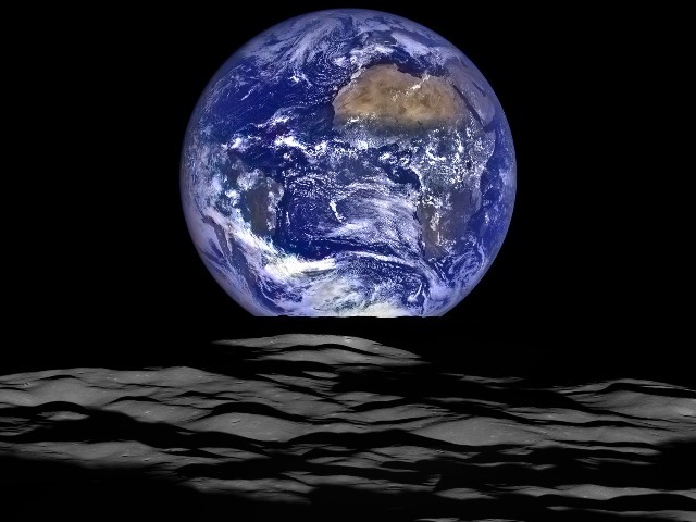 NASA、月周回衛星から撮影した地球の出の画像を新たに公開 - CNET Japan