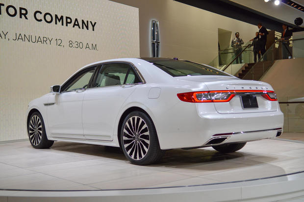 　LincolnのContinental 2017年モデルは、同社のフラッグシップセダンとしての役割を務めることになる。