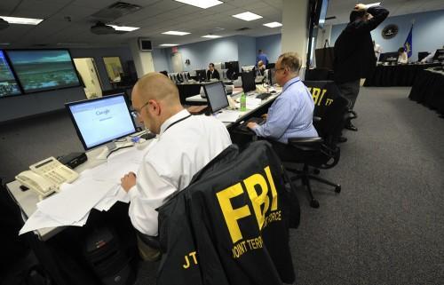 FBIとDHS、職員の個人情報が大量流出か