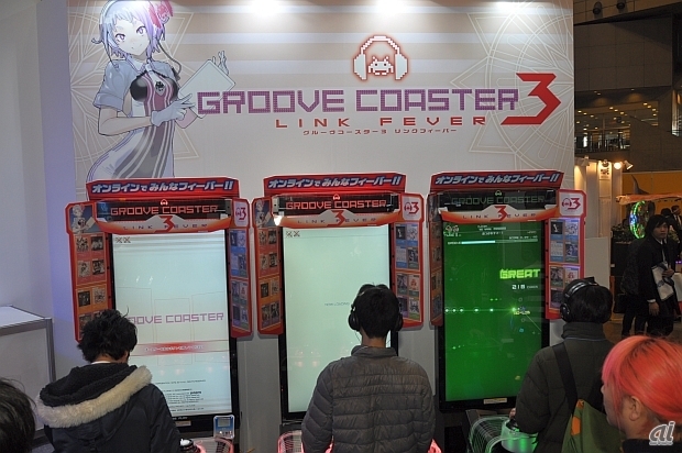 　タイトーブースでは、音楽ゲーム「グルーヴコースター 3 リンクフィーバー」を出展。オンラインでマッチングしたプレイヤーと対戦ができるオンライン対戦機能を搭載している。
