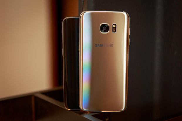 　この記事には、Galaxy S7 edgeについて知っておくべきすべてのことが書かれている。