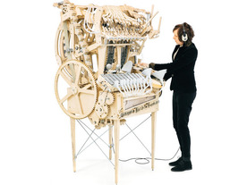 2000個のスチール玉を使う複雑な楽器「Marble Machine」--スウェーデンのバンドが公開