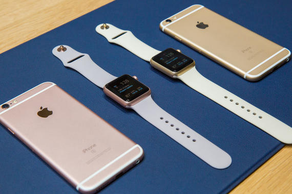 Apple WatchはiPhoneと連携するため、Appleファンに一般的な選択肢だ。