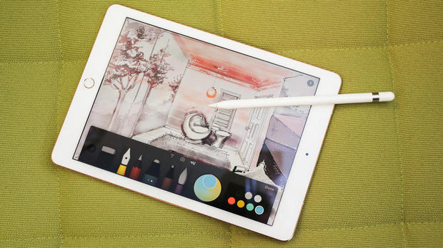 9.7インチの新型「iPad Pro」--写真で見るデザインと特徴 - CNET Japan