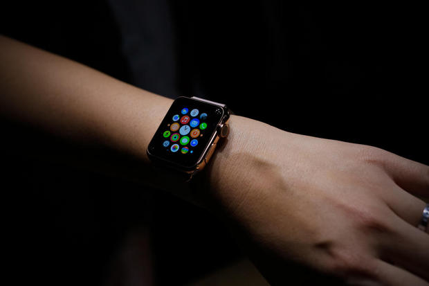 2014年9月 - 「iPhone 6」とApple Watch

　2014年9月のイベントで発表されたApple Watchは、Steve Jobs氏が死去してから初めての新しい製品ラインだ。発売は2015年4月だった。Appleから販売データは公表されておらず、その成否についてはテクノロジコミュニティーでも答えが出ていない。Appleのイノベーションを推進する原動力は、Jobs氏とともに消え去ったのか。AppleファンとアンチApple派の間で今もその議論が続いている。
