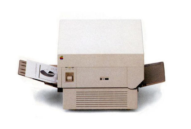 「LaserWriter」（1985年）

　1985年に発売されたLaserWriterは、最初期の消費者向けレーザープリンタの1つだ。デスクトップパブリッシングにおいて非常に重要な役割を果たした。
