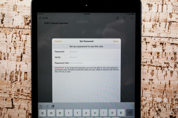 「メモ」アプリにパスワードを追加

　メモにパスワードを設定して保護できるようになった。iOS 9.3では、「Touch ID」またはパスワードを使用してメモをロックすることができる。
