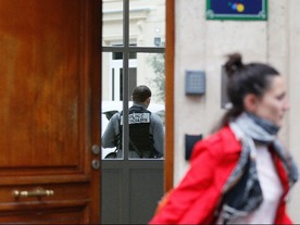 仏当局、グーグルのパリ支社を捜索--脱税の疑い