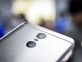 Xiaomi、デュアルカメラ搭載スマホ「Redmi Pro」を発表