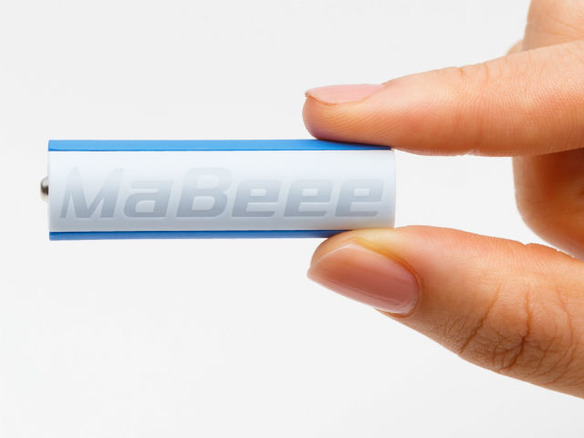 スマホ連動でおもちゃを変える乾電池型IoT「MaBeee」