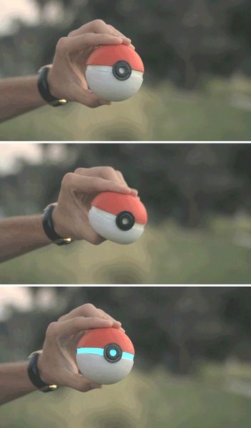 実際にボールを投げてポケモンをゲット ボール型 Pokemon Go コントローラが登場 Cnet Japan
