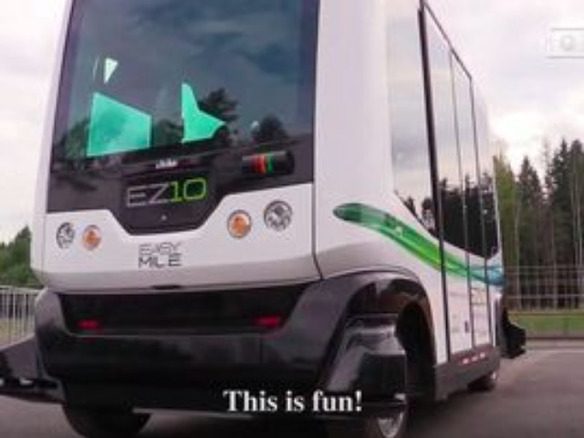 フィンランド首都で自動運転バスが公道をテスト走行中