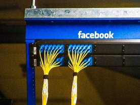 Facebookによる「検閲」の実情--射殺現場のライブ配信は許されるのか（FAQ）