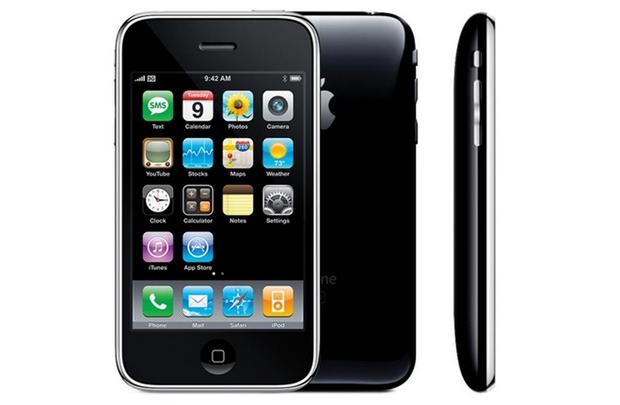 「iPhone 3G」

発売日：2008年7月11日
販売終了日：2010年6月7日
技術革新：Appleの「App Store」
プロセッサ：412MHzまでアンダークロックされたサムスンの32ビットのRISC ARM 1176JZ(F)-S
バッテリ：1150mAh
キャッチコピー：「The first phone to beat the iPhone.（iPhoneを超えた初のスマートフォン）」「Twice as fast, for half the price.（速度は2倍で、価格は半分）」
特記事項：最初の週末までに100万台売れた。