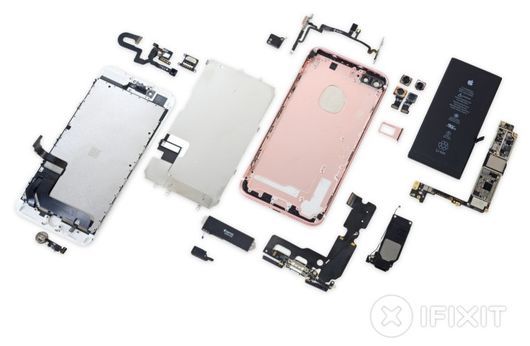 iPhone 7 Plusの修理容易性スコアは10段階評価で7（出典：iFixit）